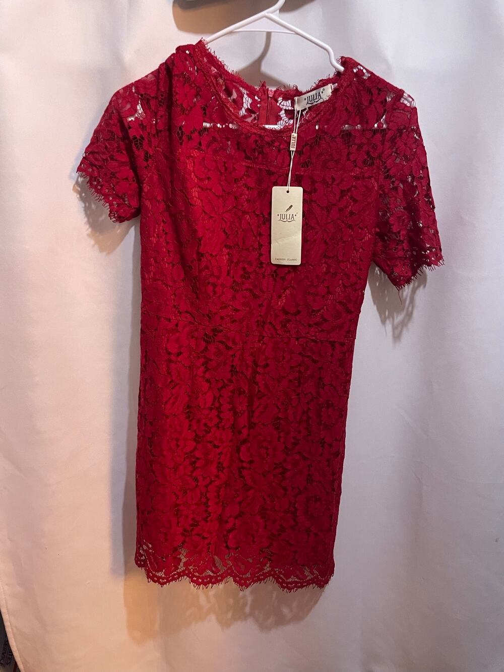 nwt Julia red lace short sleeve dress size medium